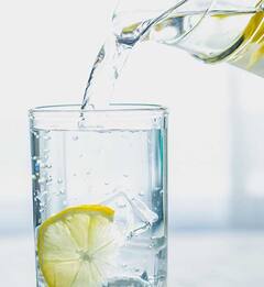 Lemon Water Benefits : ਜਾਣੋਂ ਸਵੇਰੇ ਖਾਲੀ ਪੇਟ ਨਿੰਬੂ ਪਾਣੀ ਪੀਣ ਦੇ ਫਾਇਦੇ