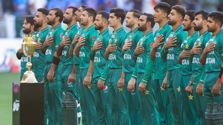 Catches win matches: Shadab Khan takes responsibility for Pakistan's Asia Cup final loss to Sri Lanka Asia Cup 2022 Final: ক্যাচই ম্যাচ জেতায়, হারের দায় আমার, স্বপ্নভঙ্গের পর লিখলেন শাদাব