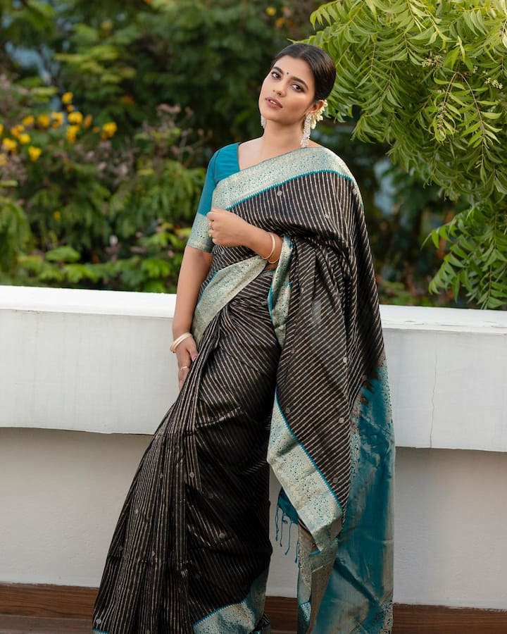 மிதக்கிறேன் காற்றாக