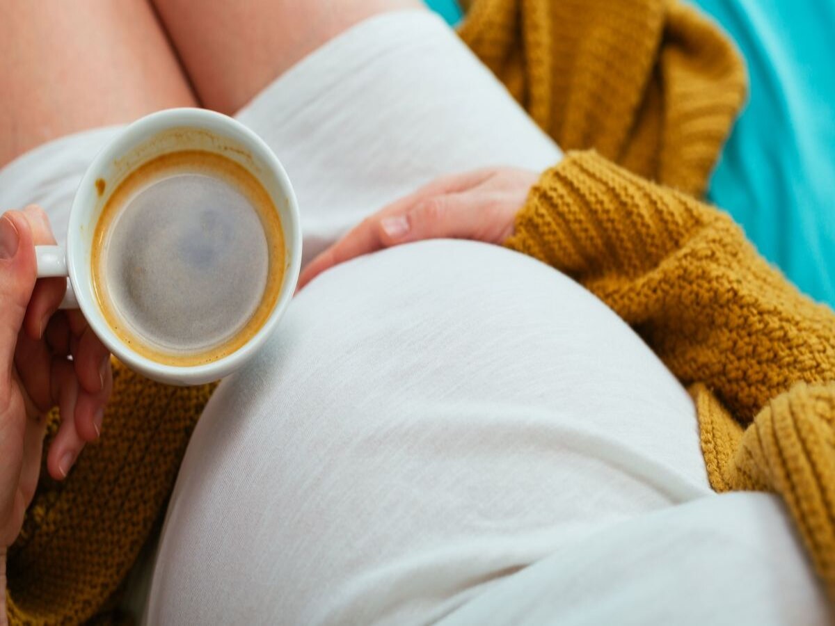 Coffee , Pregnancy : கர்ப்பிணி பெண்களுக்கு காபியால் இந்த விளைவா? இந்த ரிப்போர்ட் அதிர்ச்சியை கொடுக்குது..உஷார்