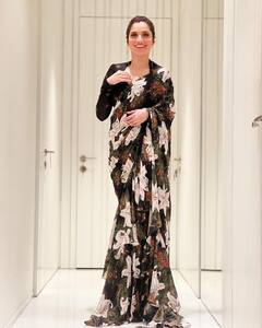 Ankita Lokhande Pics: फ्लोरल प्रिंट साड़ी में अंकिता लोखंडे के हुस्न की तारीफ कर रहे हैं फैंस, तस्वीरें आपको भी खूब पसंद आएंगी