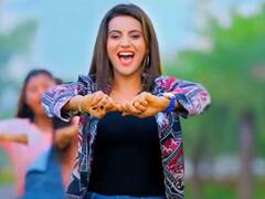 कातिलाना एक्सप्रेशंस के साथ अक्षरा सिंह ने मचाया गदर, 'कोरा में आजा छोरा' हुआ वायरल