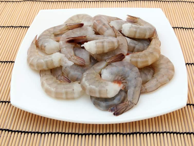 Do You Know Eating Prawns Veins Is Harmful To Your Health Prawns: రొయ్యలను ఇలా తింటే ప్రాణాలు పోతాయని మీకు తెలుసా?