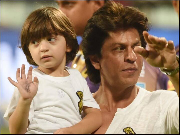 When Shahrukh khan son abram think that Amitabh Bachchan his grandfather इस अभिनेता को अपना दादा मानते थे Shah Rukh Khan के बेटे Abram, किंग खान ने किया था खुलासा