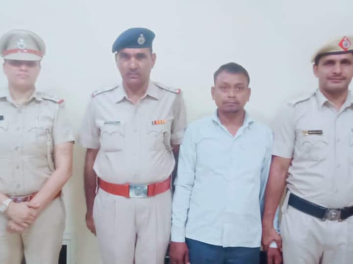 Faridabad Police Arrested Ganesh whom Blackmail Women Through Whatsapp Facebook By editing Their Picture and Blackmail Them ANN Cyber Crime: पैसे नहीं, दिल बहलाने की सनक', महिलाओं की प्रोफाइल फोटो के साथ गंदा खेल करता था शख्स