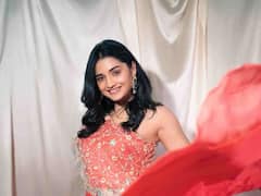 Happy Birthday Hruta Durgule : ‘दुर्वा’ ते ‘मन उडू उडू झालं’, मालिका विश्वातून प्रेक्षकांच्या मनावर राज्य करणारी हृता दुर्गुळे!