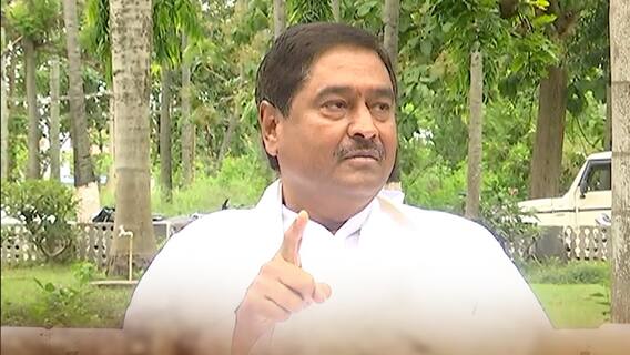 Minister Dharmana Prasada Rao : అమరావతి రైతుల పాదయాత్ర చేయిస్తోంది చంద్రబాబే | ABP Desam