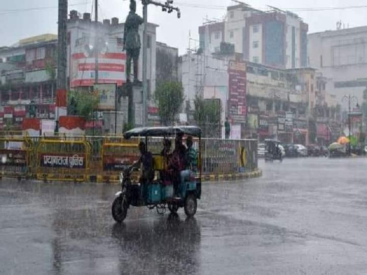 UP Weekly Weather 12 September 2022 Yellow Alert for Rain and Gusty winds in East and West UP in This Week UP Weekly Weather Forecast: यूपी में इस हफ्ते तेज हवा चलने के साथ-साथ होगी बारिश, आज 31 जिलों में जारी किया गया है येलो अलर्ट