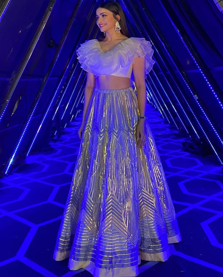 आज (12 सप्टेंबर) अभिनेत्री प्राची देसाई आपला वाढदिवस साजरा करत आहे. प्राची देसाईचा जन्म 12 सप्टेंबर 1988 रोजी गुजरातमध्ये झाला.