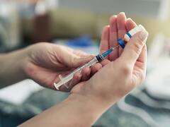 Flu Vaccine : ਕੀ ਫਲੂ ਵੈਕਸੀਨ ਹਾਰਟ ਅਟੈਕ ਦਾ ਖ਼ਤਰਾ ਕਰ ਸਕਦੀ ਐ ਘੱਟ ! ਰਿਸਰਚ 'ਚ ਹੋਇਆ ਇਹ ਖ਼ੁਲਾਸਾ