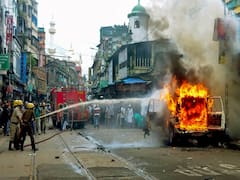 'Nabanna Cholo' Showdown: BJP Protest March In Bengal Turns Violent, Police Use Tear Gas. In Pics