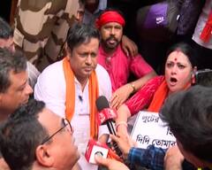 সাঁতরাগাছিতে ধুন্ধুমার, দফায় দফায় সংঘর্ষ পুলিশের সঙ্গে, ধর্নায় সুকান্ত-অগ্নিমিত্রা