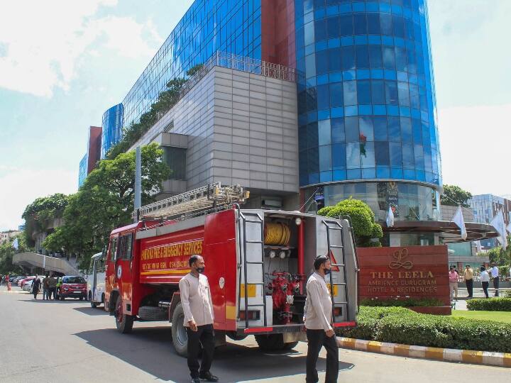 पुलिस के एक वरिष्ठ अधिकारी ने कहा कि एक मोबाइल नंबर से होटल को धमकी भरा कॉल आया था जो स्विच ऑफ पाया गया था.