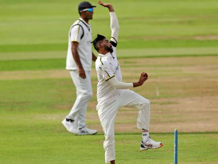 Mohammad Siraj took 5 wickets for Warwickshire against Somerset in his County Championship debut Mohammad Siraj: मोहम्मद सिराज का काउंटी चैंपियनशिप में शानदार डेब्यू, पहले मैच में झटके 5 विकेट