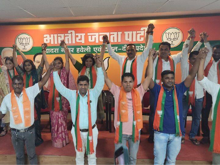Nitish Kumar's party JDU 15 district panchayat members join BJP in daman and diu BJP Vs JDU: नीतीश कुमार की पार्टी को दमन दीव में बीजेपी ने दिया झटका, JDU में बचे अब केवल 2 जिला पंचायत सदस्य