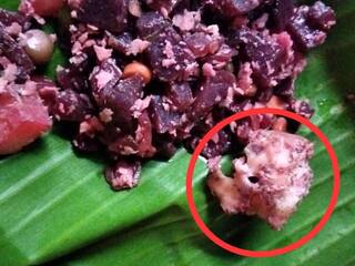 aarani rats head allegedly found food parcel veg restaurant tamil nadu TNN சைவ ஓட்டல் சாப்பாட்டில்  எலி தலை வாடிக்கையாளர் அதிர்ச்சி-  ஆரணியில் தொடரும் அவலம்