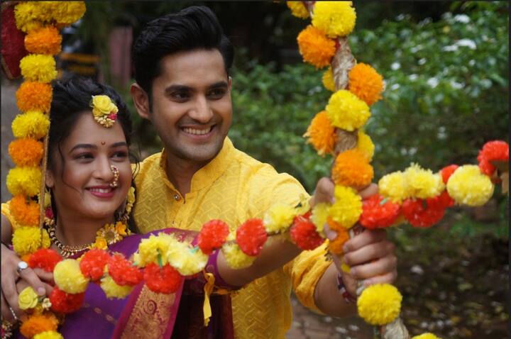 लवकरच शिर्के पाटील कुटुंबात चिमुकल्या पाहुण्याचं आगमन होणार आहे.