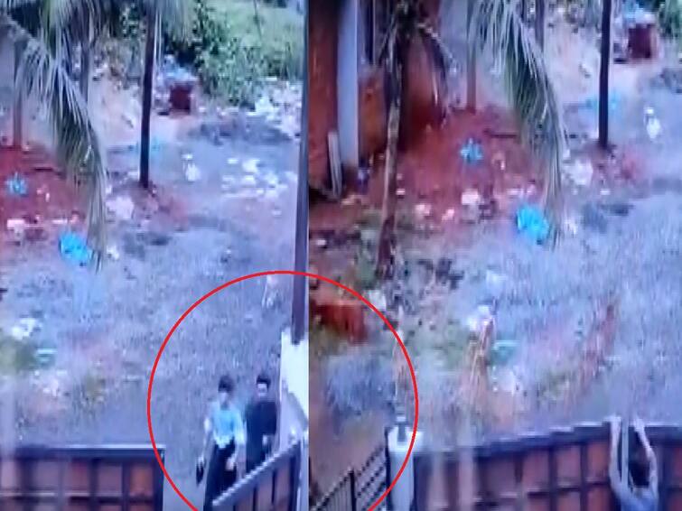 Two kids escape a bunch of stray dogs in Kerala's Kannur in frightening viral video Video: மறைந்திருந்து தாக்கும் தெருநாய்கள்.. ஓட்டம் பிடித்து உயிர் தப்பிய சிறுவர்கள் - ஷாக்கிங் வீடியோ!