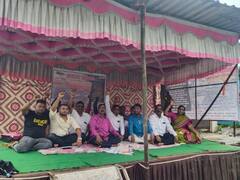 कल्याण-नगर राष्ट्रीय महामार्गाची दुरवस्था, त्रस्त रिक्षाचालकांसह नागरिकांचे उपोषण