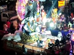 रायपुर में धूमधाम से हुई बप्पा की विदाई, इंडियन आइडल फेम मोहम्मद दानिश के सुरों पर झूमे भक्त