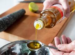 Mustard Oil Use: রান্না ছাড়া আর কীভাবে সর্ষের তেল ব্যবহার স্বাস্থ্যকর?