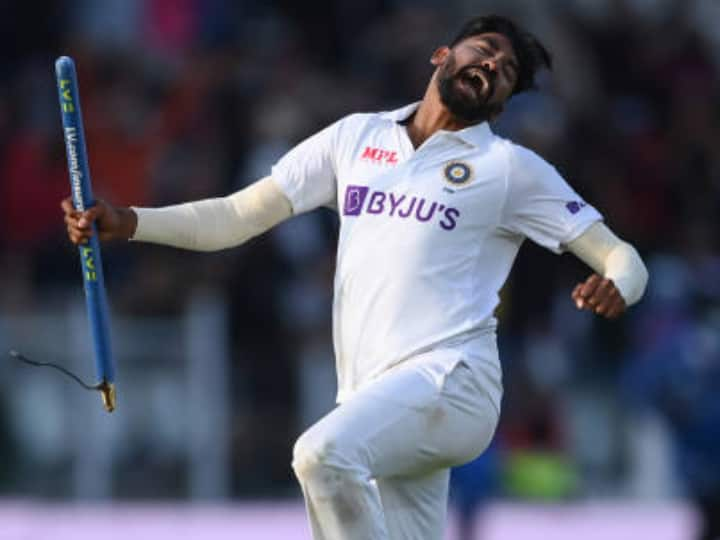 Mohammed Siraj County Cricket Debut Siraj Video Five Wickets Warwickshire County Debut England Mohammed Siraj Bags Five-Wicket Haul For Warwickshire On County Debut - WATCH