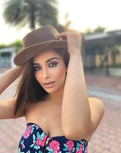 Nyra Banerjee Pics: असल जिंदगी में हद से ज्यादा ग्लैमरस हैं ‘पिशाचिनी’, नहीं यकीन आता तो देखें तस्वीरें...