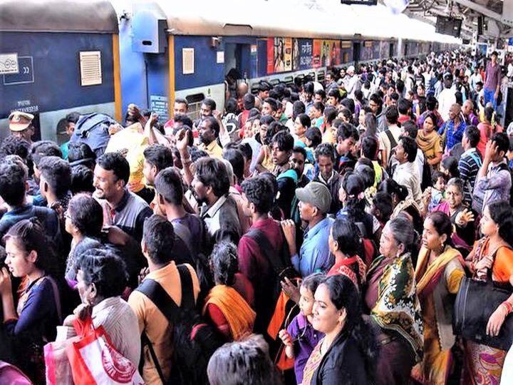 FLY Festival Tickets: त्योहारों के सीजन में फ्लाइट टिकट 3 गुना महंगे, ट्रेनों में नहीं मिल रही कन्फर्म सीट Tickets clash before festivals flight tickets become 3 times more expensive FLY Festival Tickets: त्योहारों के सीजन में फ्लाइट टिकट 3 गुना महंगे, ट्रेनों में नहीं मिल रही कन्फर्म सीट