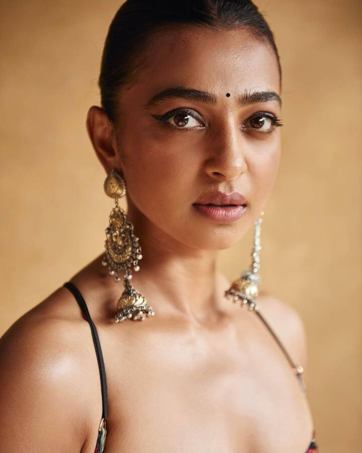 'విక్రమ్ వేద' ప్రమోషన్ ప్రోగ్రామ్స్ లో రాధికా ఆప్టే (Image courtesy - @radhikaofficial/Instagram)