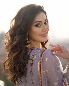 PHOTO: शेफाली जरीवालाने शेअर केला पारंपारिक लूक; दिसतेय फारच सुंदर!