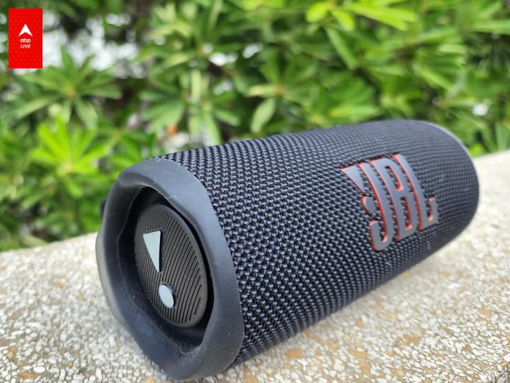 Is this flip 6 fake or real? : r/JBL