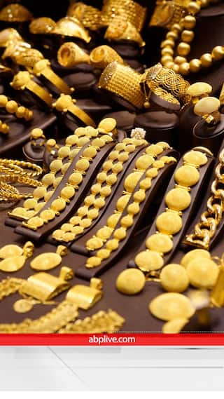 Gold Silver Price Today: બે મહિના બાદ સોનું ઘટીને 50,000 રૂપિયાથી નીચે સરક્યું, ચાંદીના ભાવમાં પણ ઘટાડો, જાણઓ 10 ગ્રામનો લેટેસ્ટ ભાવ