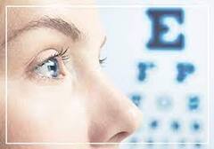 Weak Eyesight: આંખોની રોશની ઘટી રહી છે? તો આ 4 વિટામિન્સની ઉણપને આ ફૂડથી કરો દૂર