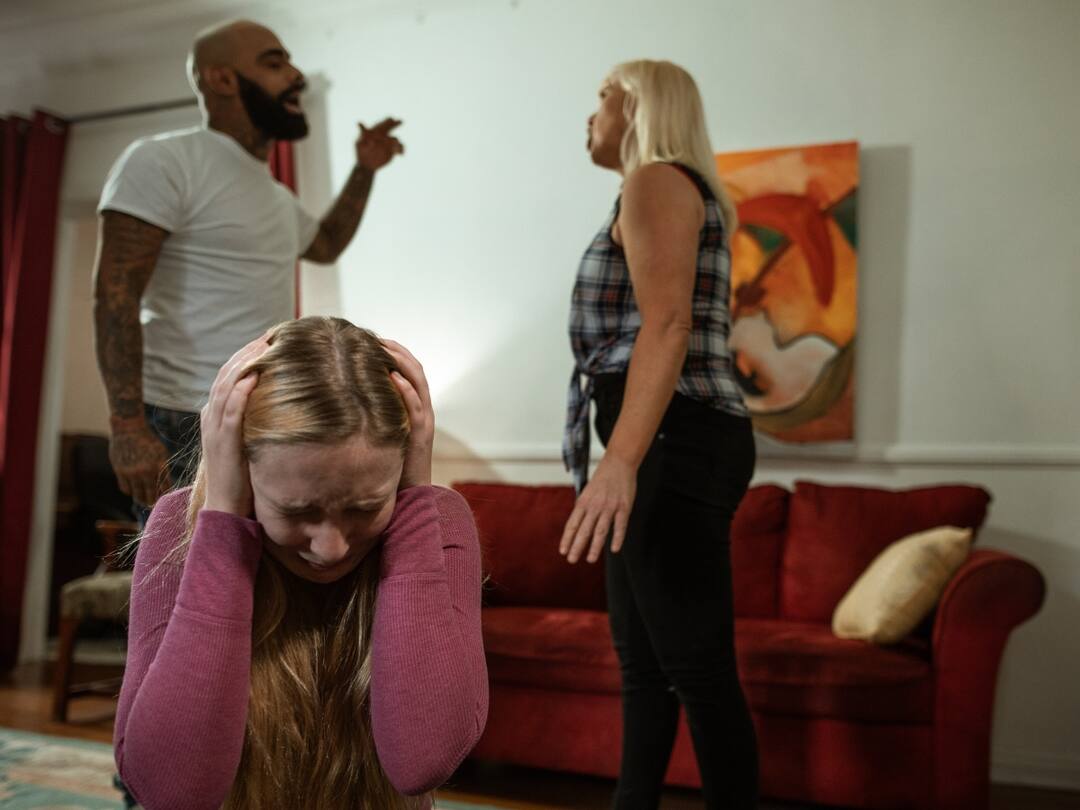 You Are Arguing In Front Of Your Kids Parents: మీ పిల్లల ముందు ఇలా చేస్తున్నారా?  దాని ఫలితం మీరు ఊహించలేరు