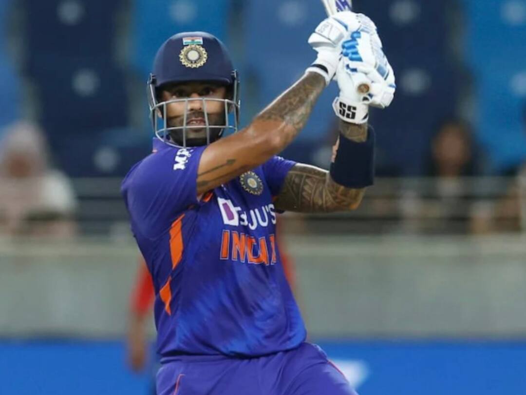 Suryakumar Yadav: இந்திய அணியும் சிக்ஸர் மழையும்..! - BLUE SKY - சூர்யகுமார் யாதவின் பிறந்தநாள் இன்று..