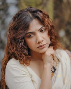 Madonna Sebastian : அழகி மடோனாவின் அசர வைக்கும் க்ளிக்ஸ்..!