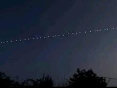 आसमान में दिखाई दी चलती हुई ट्रेन, दिल्ली से लेकर यूपी तक रहस्यमयी नजारा देख दंग रह गए लोग