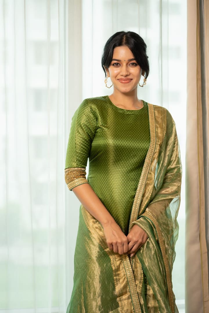 மின்னல் தோற்றம்