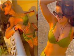 ग्रीन बिकिनी पहन यूं इठलाती नजर आईं अमीषा पटेल, एक-एक अदा पर आहें भरने लगे लोग