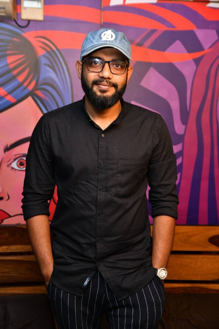 ইমন চক্রবর্তীর কণ্ঠে এই গান তৈরি করেছেন তাঁর স্বামী ও সঙ্গীত পরিচালক নীলাঞ্জন ঘোষ। লিরিক্স সৈকত চট্টোপাধ্যায়ের।