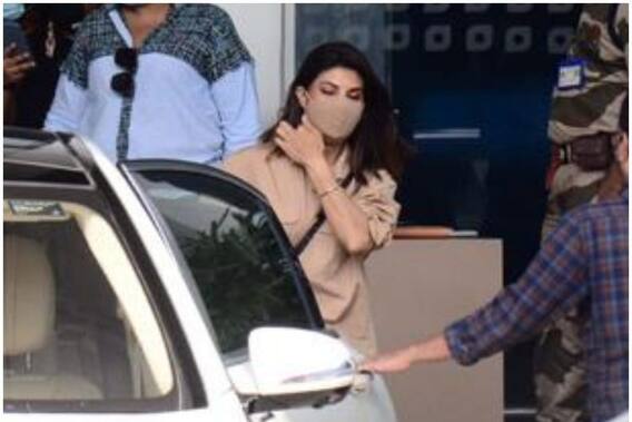 Jacqueline Fernandez | దిల్లీ పోలీసుల ఎదుట విచారణకు హాజరైన జాక్వెలిన్ | ABP Desam