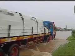 Andhra Pradesh: Heavy Rains Inundate Houses In Srikakulam, Chennai-Kolkata National Highway