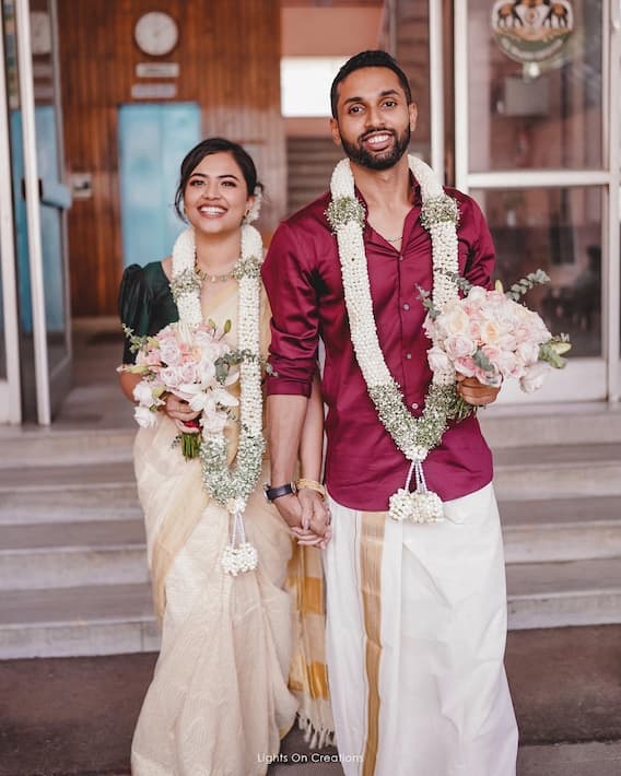 বিয়ে করলেন প্রণয়, সাইনার শুভেচ্ছাবার্তা ভাইরাল