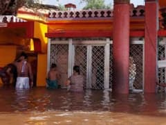 Narsobawadi : मोसमात तिसऱ्यांदा नृसिंहवाडीत दक्षिणद्वार सोहळा संपन्न; गुरुवार असल्याने भाविकांची मोठी गर्दी