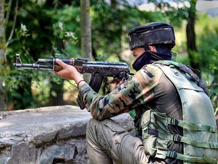 Jammu - Kashmir: Two AGuH terrorists involved in killings of migrants gunned down in encounter in Srinagar J&K: Two AGuH Terrorists, Involved In Killing Of Migrants, Gunned Down In Srinagar Encounter