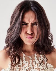 In Pics : मृणाल ठाकूर सोशल मीडियावर तुफान सक्रिय, फोटो होतायत व्हायरल!