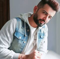 TV स्टार बनने से पहले इन सितारों को खूब करनी पड़ी मेहनत, कोई बेचता था जूते, तो किसी ने किया है वेटर का काम