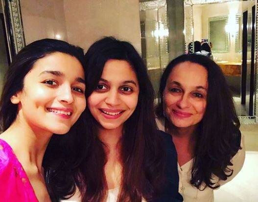 बॉलीवुड एक्ट्रेस और आलिया भट्ट की मां, सोनी राजदान अक्सर अपने सोशल मीडिया अकाउंट पर प्रेरक क्रिप्टेड पोस्ट करती हैं. बुधवार को, उन्होंने दुखी लोगों की एक विशेषता और उनसे कैसे बचा जाना चाहिए, के बारे में पोस्ट किया.