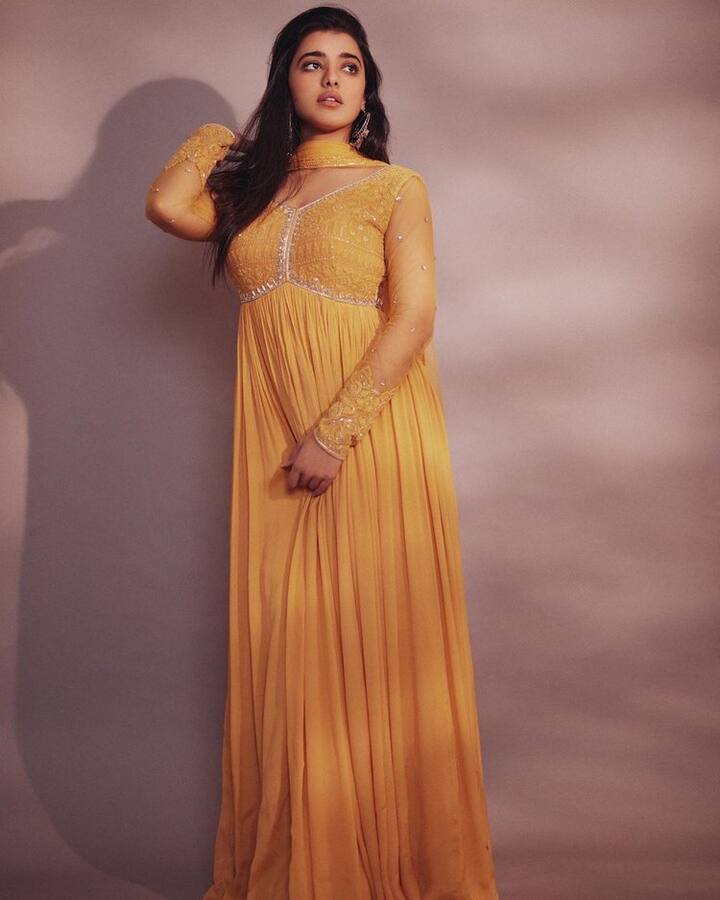 ఈ సినిమా కూడా వర్కవుట్ అవ్వలేదు.(Photo Courtesy: Ketika Sharma Instagram)