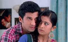 Tv की इन एक्ट्रेसेस को कम उम्र में ही शूट करना पड़ा रोमांटिक सीन, लिस्ट में Shivangi Joshi से Avika Gor तक शामिल